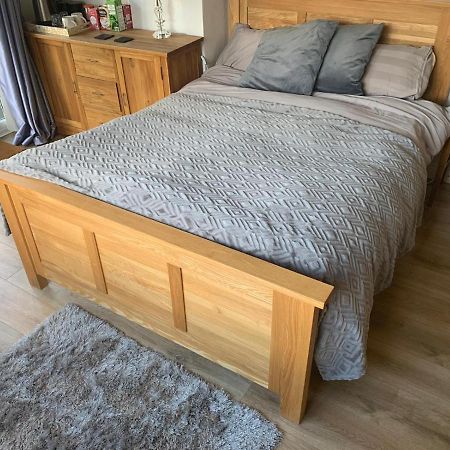 Farah'S Guest Suite Solihull Buitenkant foto