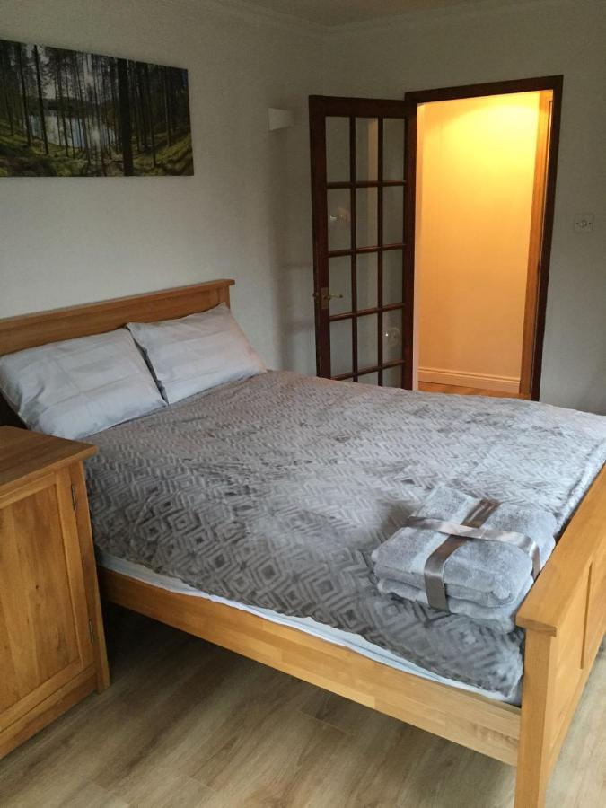 Farah'S Guest Suite Solihull Buitenkant foto